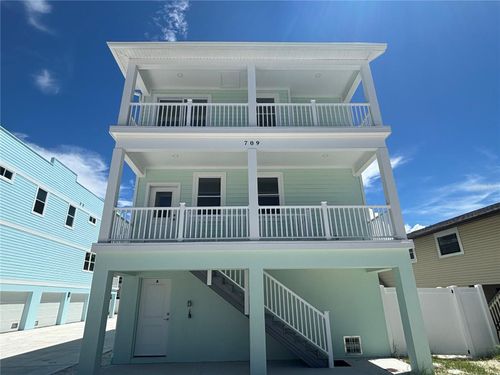 709 Gulf Boulevard, INDIAN ROCKS BEACH, FL, 33785 | Card Image