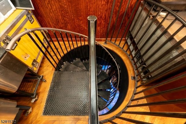 217 Frelinghuysen Ave, Home with 0 bedrooms, 5 bathrooms and null parking in Newark NJ | Image 24