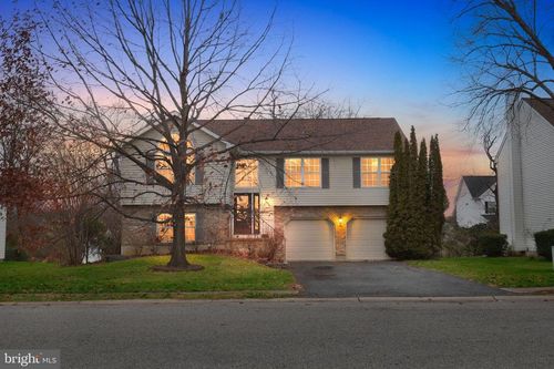 318 Hackberry Dr, NEW CASTLE, DE, 19720-7696 | Card Image