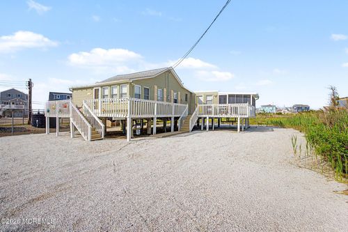 1022 S Green St, TUCKERTON, NJ, 08087-2426 | Card Image