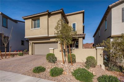 103 Verde Rosa Drive, House other with 3 bedrooms, 1 bathrooms and null parking in Henderson NV | Image 2