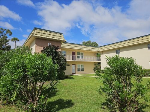 206-15 Vista Gardens Trl, Vero Beach, FL, 32962-1784 | Card Image