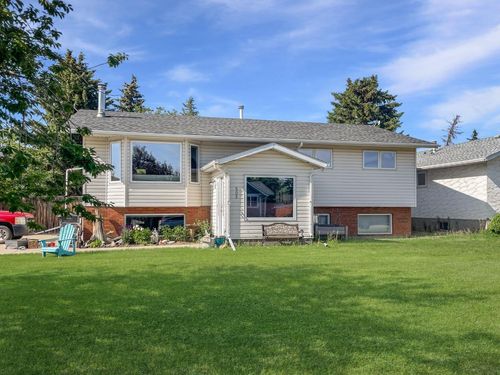 502 8 Ave, Bassano, AB, T0J0B0 | Card Image