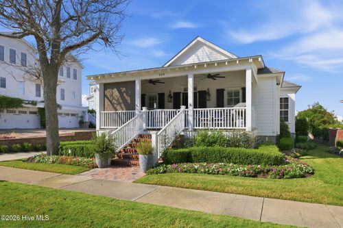 109 Broad St, Beaufort, NC, 28516-2108 | Card Image