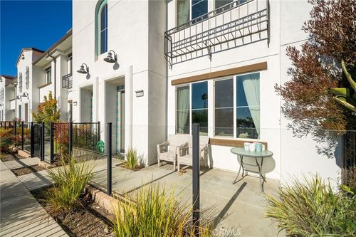 1018 Shiba Court, Upland, CA, 91786 | Card Image