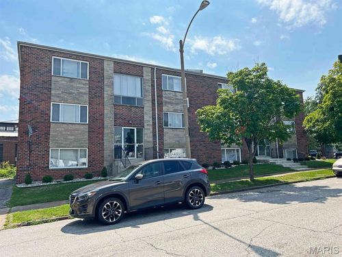 b-5468 Cologne Avenue, St Louis, MO, 63116 | Card Image