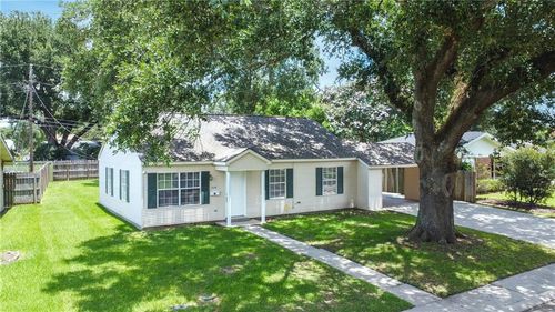 564 Melrose Dr, La Place, LA, 70068-3512 | Card Image