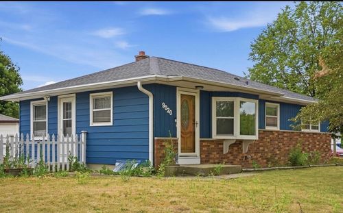 9020 S Chicago Street, Oak Creek, WI, 53154 | Card Image
