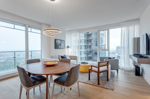 1403-1051 Rue De La Montagne, Montréal (Ville-Marie), QC, H3G0H1 | Card Image