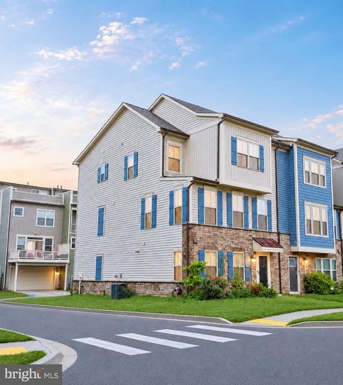 8667 Shady Pines Dr, FREDERICK, MD, 21704-6765 | Card Image