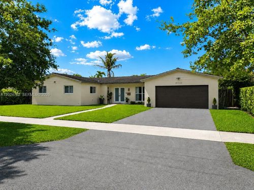 10240 Sw 108th St, Miami, FL, 33176-3531 | Card Image