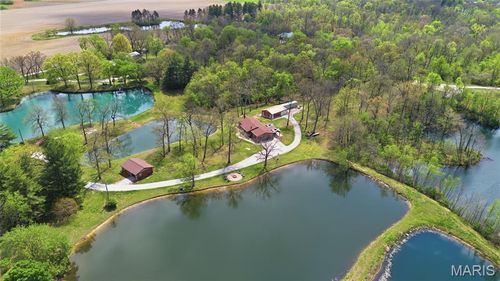 2179 Brown Rd, Brighton, IL, 62012-1526 | Card Image