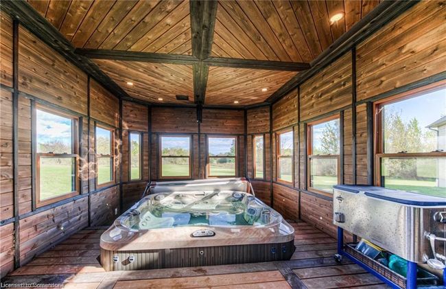 1098 Wurster Pl, House other with 11 bedrooms, 10 bathrooms and 14 parking in Breslau ON | Image 28