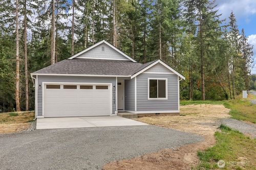 1b-20425 44th Ave Nw, Stanwood, WA, 98292-5873 | Card Image