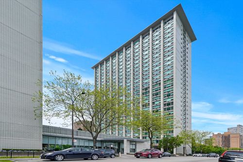 1816-3600 N Lake Shore Dr, Chicago, IL, 60613-4624 | Card Image