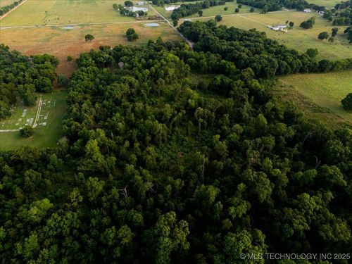 8 S 4430 Rd, Vinita, OK, 74301 | Card Image