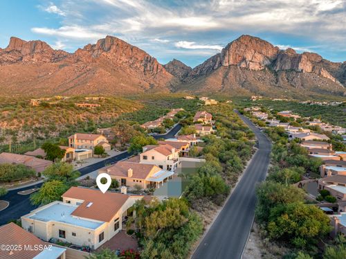 10269 N Calle Del Carnero, Oro Valley, AZ, 85737 | Card Image