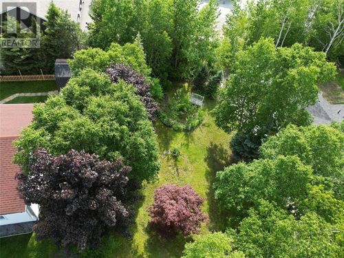 4 2nd Ave, Pasadena, NL, A0L | Card Image