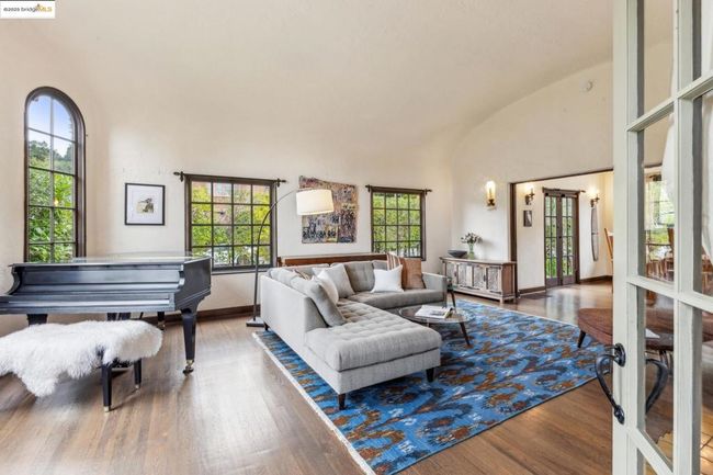1386 Euclid Ave, House other with 4 bedrooms, 2 bathrooms and 1 parking in Berkeley CA | Image 10