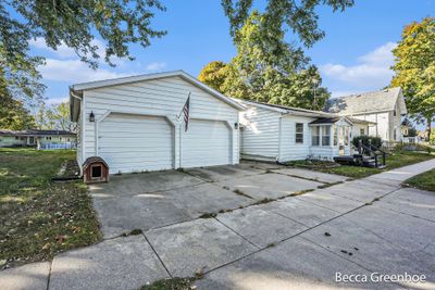 1420 Harrison Street, House other with 3 bedrooms, 2 bathrooms and null parking in Lake Odessa MI | Image 2