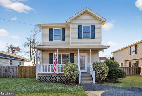 921 Annapolis Ave, EDGEWATER, MD, 21037-3922 | Card Image