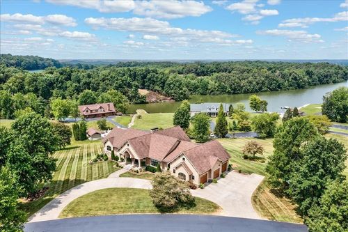 30 Bass Ct, Whitesville, KY, 42378-9482 | Card Image