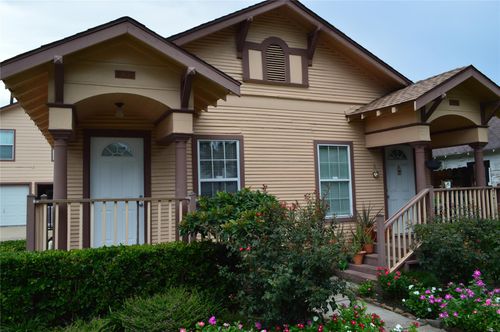 303 Vincent St, Houston, TX, 77009-5437 | Card Image