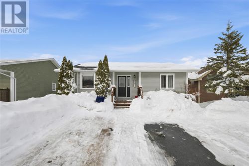 60 Burry Port St, St. John's, NL, A1A5Y2 | Card Image