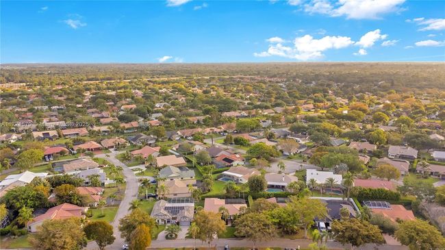8663 Nw 50 Th Dr, House other with 4 bedrooms, 3 bathrooms and null parking in Coral Springs FL | Image 30