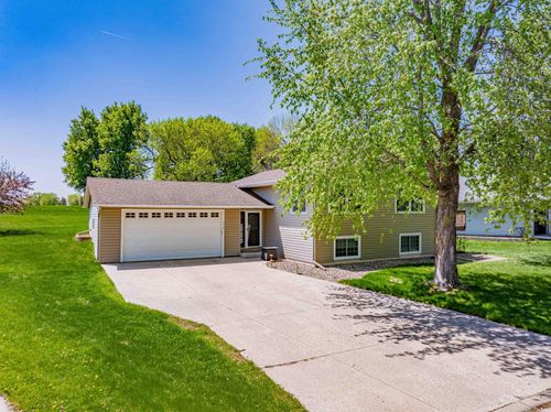 319 Casper Cir, Norwood Young America, MN, 55368-9745 | Card Image