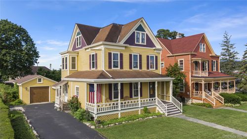 28 Grandview Ave, Catskill, NY, 12414-2010 | Card Image