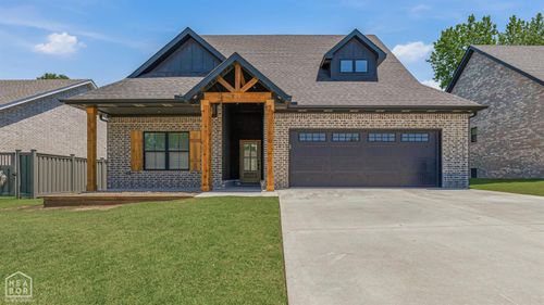 1101 Summit Ridge Trl, Paragould, AR, 72450-7792 | Card Image