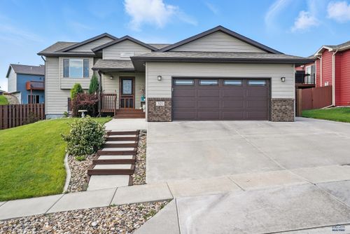 321 E Bengal Dr, Rapid City, SD, 57701-9619 | Card Image
