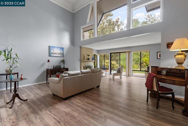 APT-1 - 1244 Singingwood Ct, Townhouse with 2 bedrooms, 2 bathrooms and 1 parking in Walnut Creek CA | Image 4