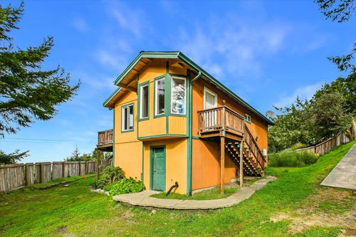 2040 Allen Court, Shelter Cove, CA, 95589 | Card Image