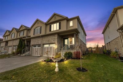 230 Pl Greenwater, Townhouse with 3 bedrooms, 3 bathrooms and 2 parking in Kitchener ON | Image 1