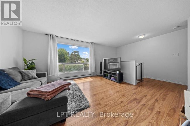 F - 9F Banner Rd, Townhouse with 3 bedrooms, 2 bathrooms and 1 parking in Nepean ON | Image 12