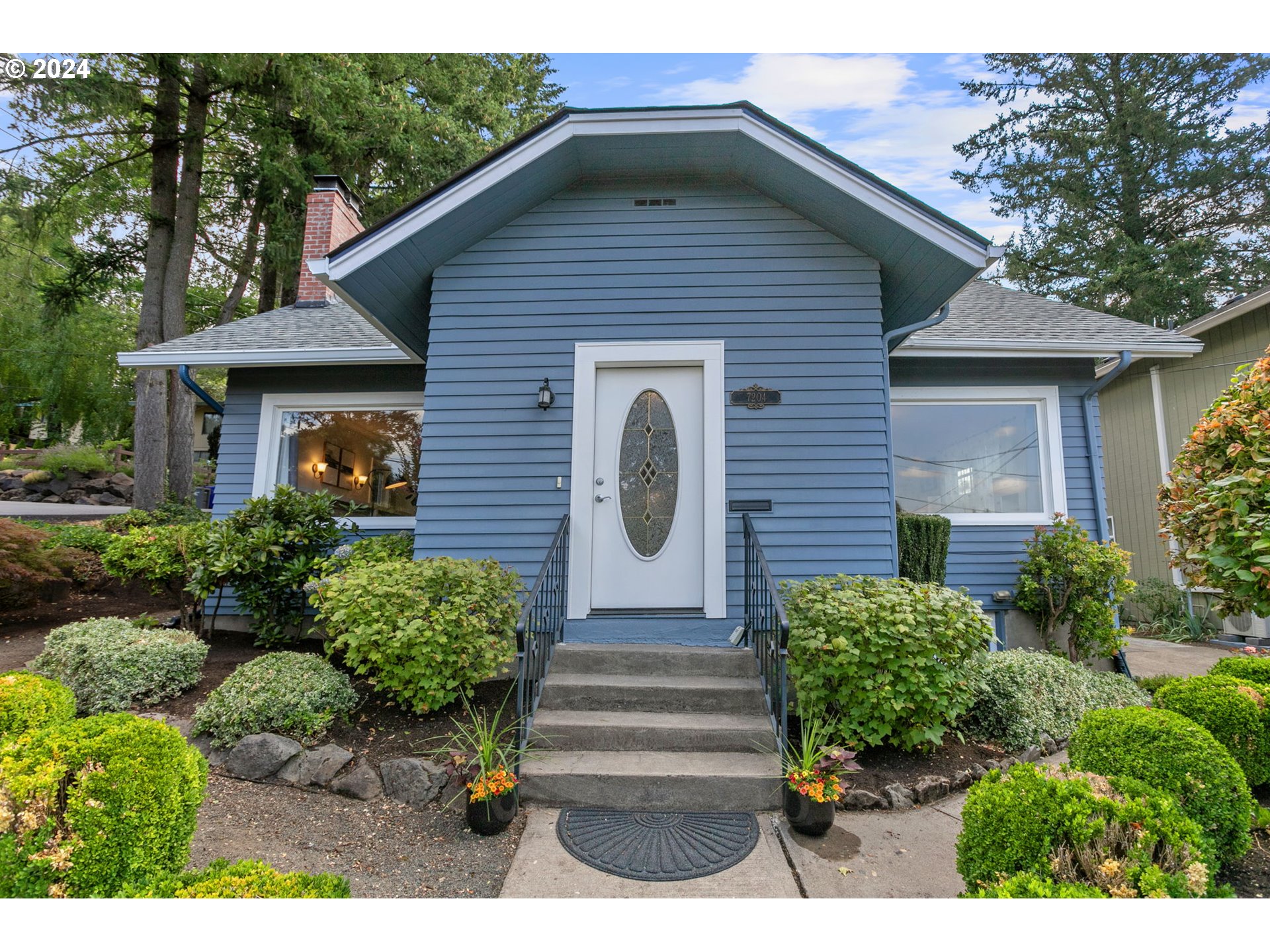 33rd Ave, Portland, OR 97219