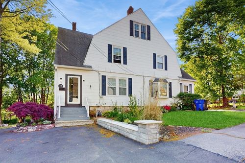 19 Oak St, Hopedale, MA, 01747-1124 | Card Image