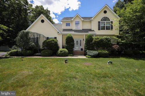 7 Kindling Way, Jackson, NJ, 08527-3773 | Card Image