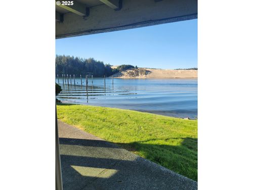 14-1040 Bay St, Florence, OR, 97439-9316 | Card Image