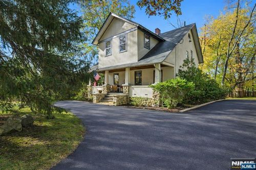 39 Highview Ave, Park Ridge, NJ, 07656-1305 | Card Image