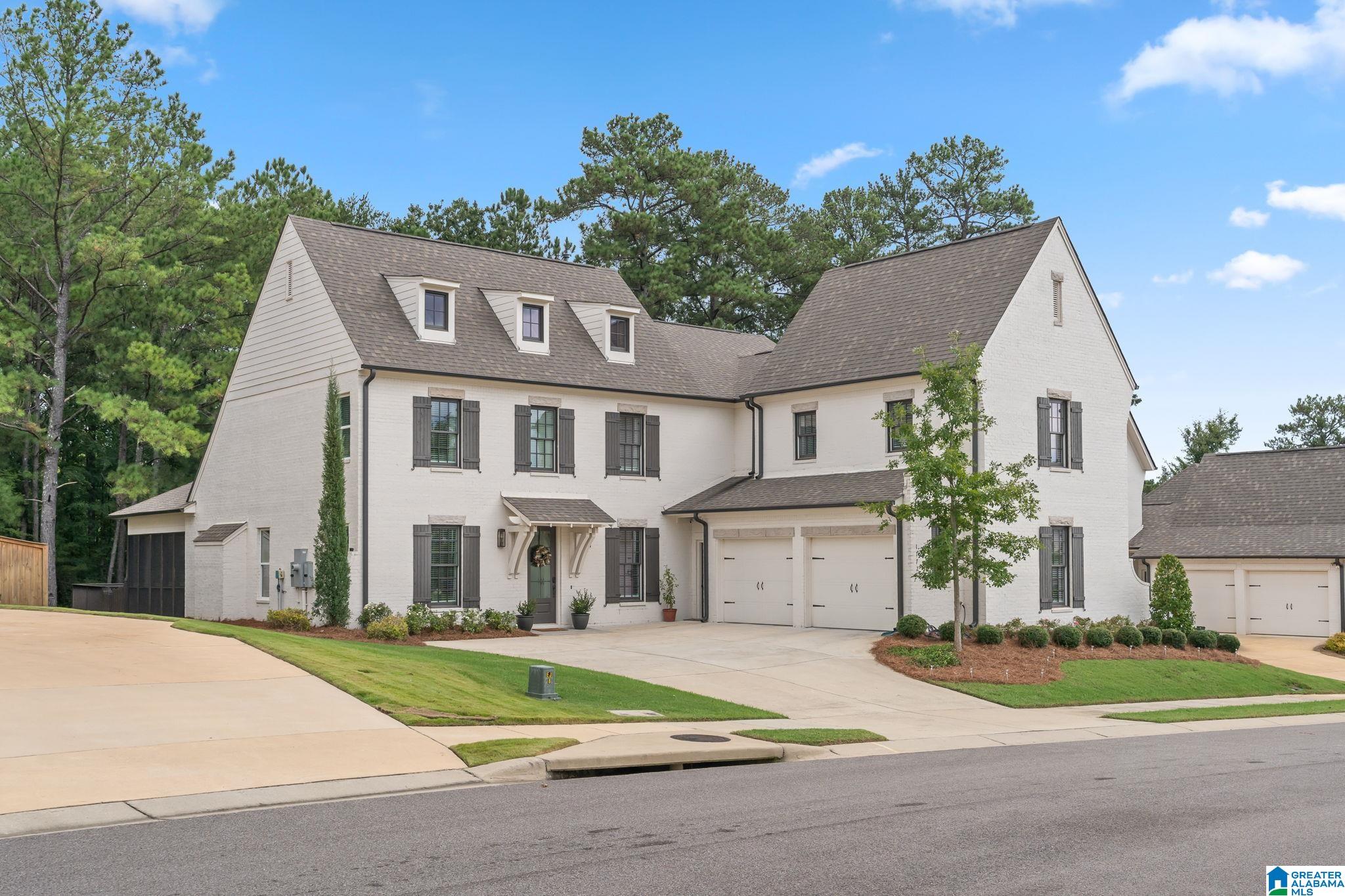Helen Ridge Cir, Birmingham, AL 35242