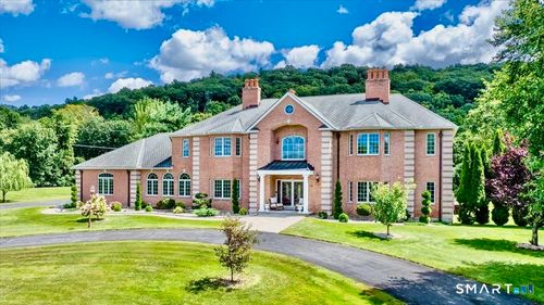 24 Hunting Ridge Dr, Simsbury, CT, 06070-1807 | Card Image