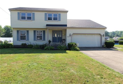6627 Katahdin Dr, Poland, OH, 44514-2162 | Card Image