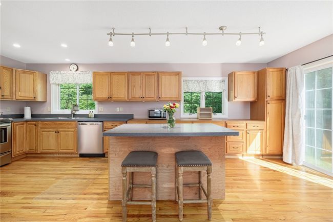 58 Snake Meadow Rd, House other with 3 bedrooms, 3 bathrooms and 22 parking in Killingly CT | Image 13