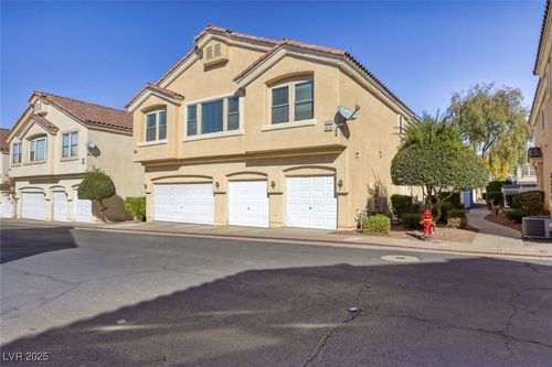 2572 Land Rush Dr, Henderson, NV, 89002-9370 | Card Image