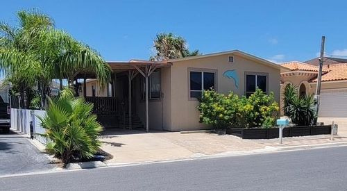 821 Tarpon Ave, Port Isabel, TX, 78578-2528 | Card Image