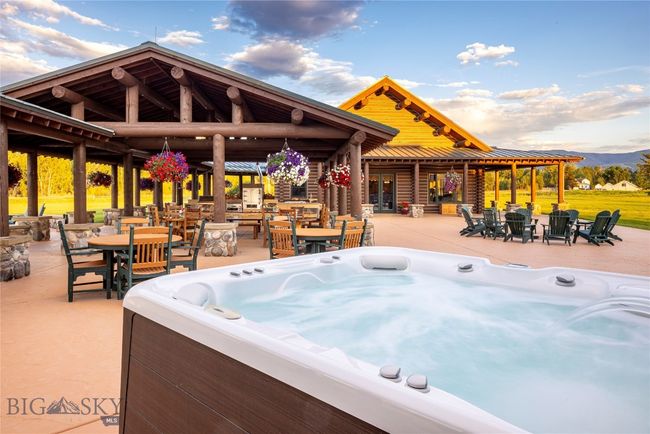 Entertainment Patio, Hot Tub & 2 Firepits | Image 62