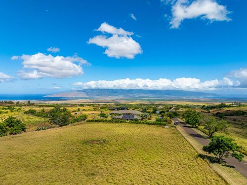 unit-b-182 Hoomaikai Pl, Kula, HI, 96790-8829 | Card Image